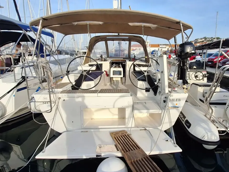 Dufour 360 Grand Large