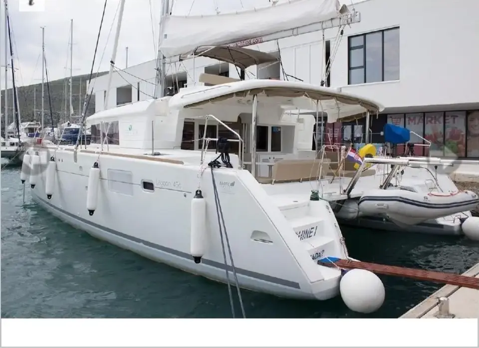 Lagoon 450 Fly