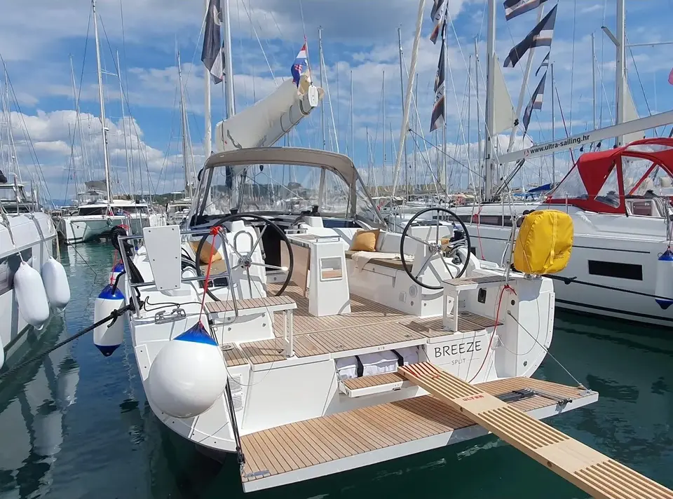 Oceanis 37.1