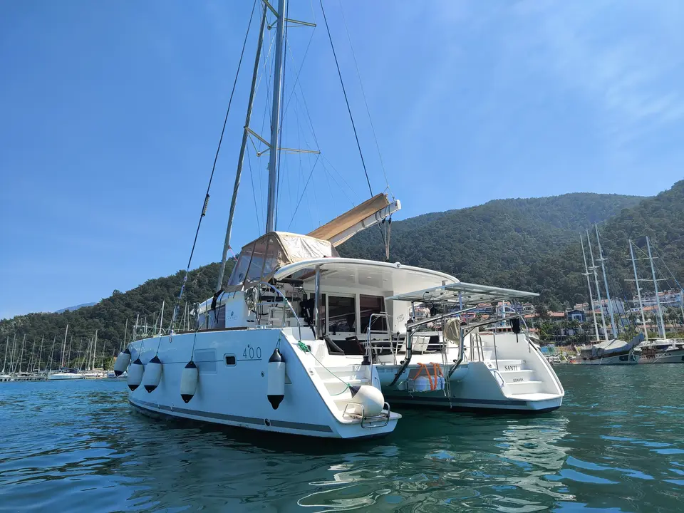 Lagoon 400
