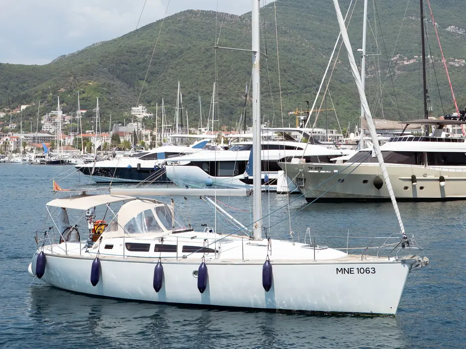 Sun Odyssey 40.3