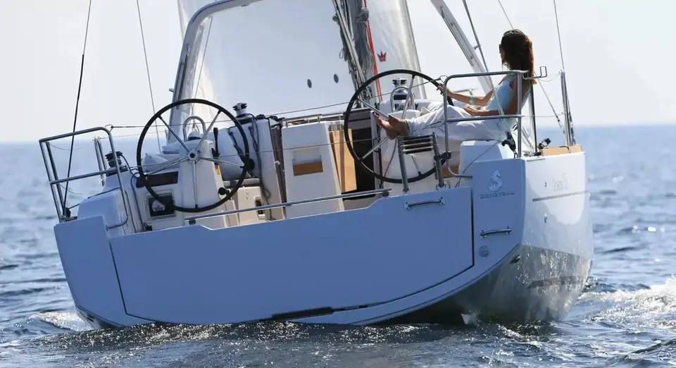 Oceanis 35