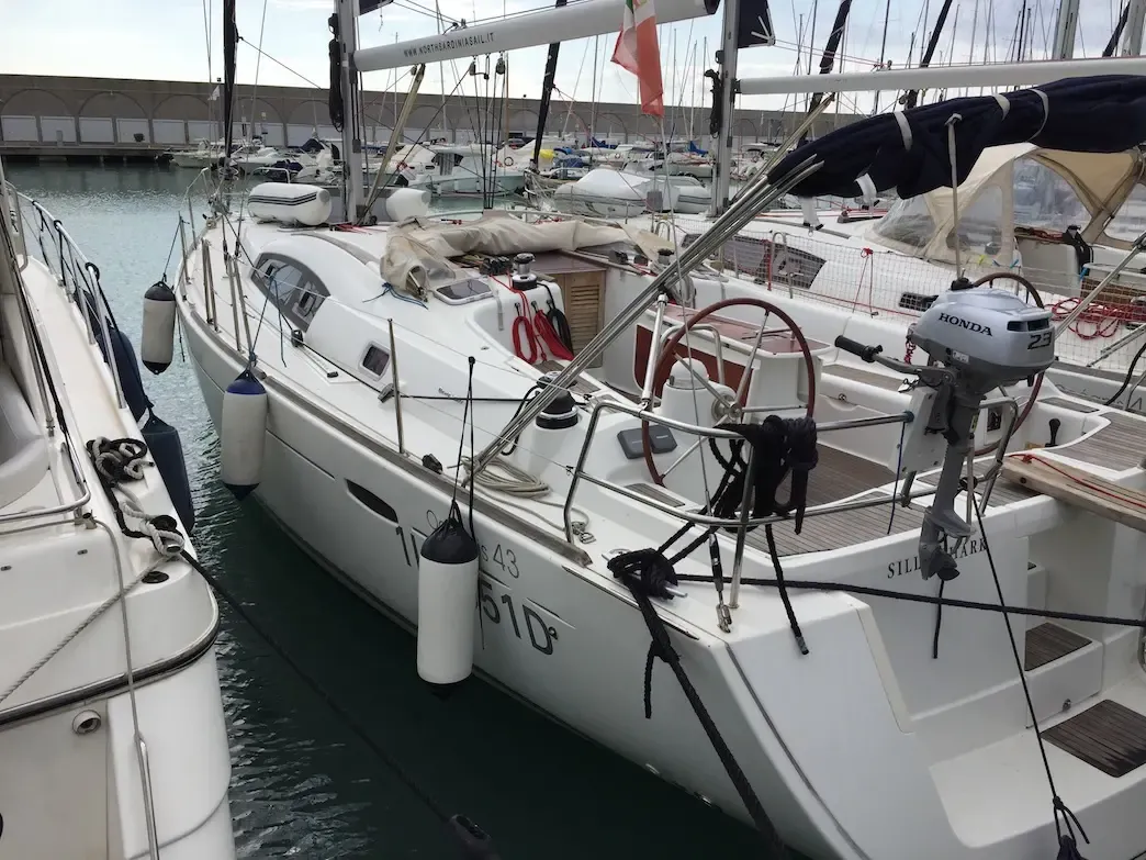 Oceanis 43 (2009)
