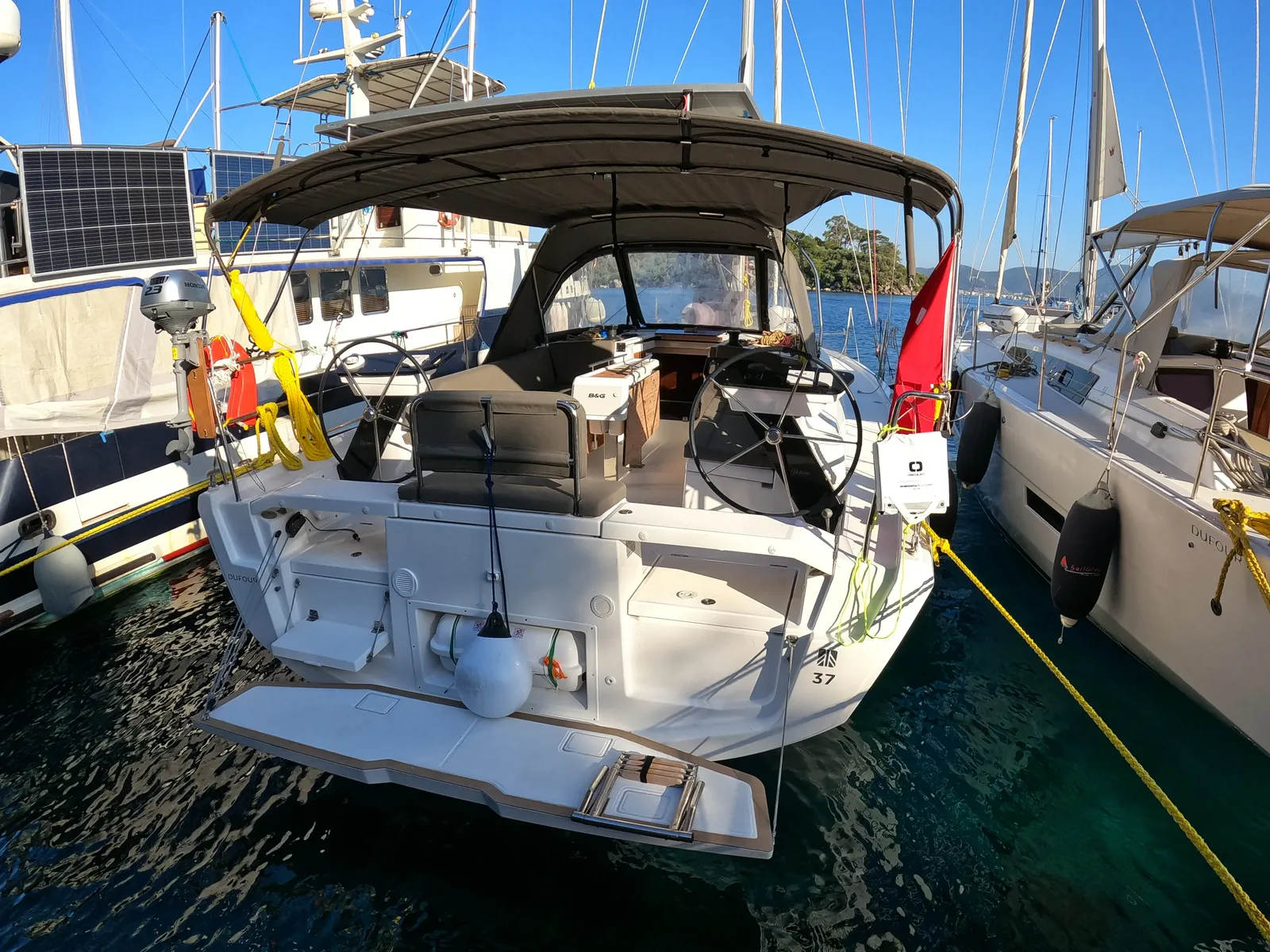 Dufour 37 (2025)